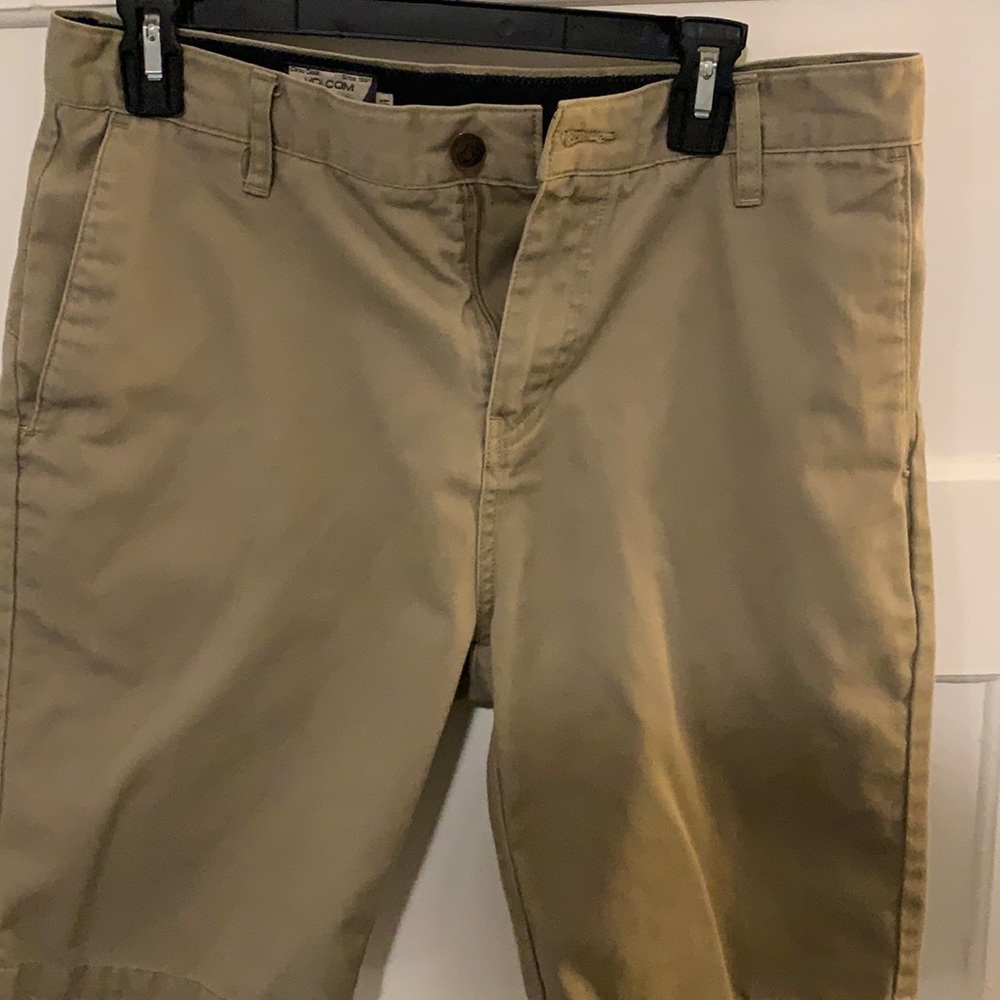 Volcom shorts